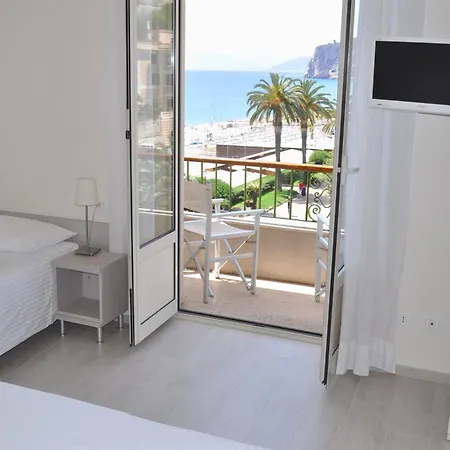 Hotel Boncardo Finale Ligure Exterior photo